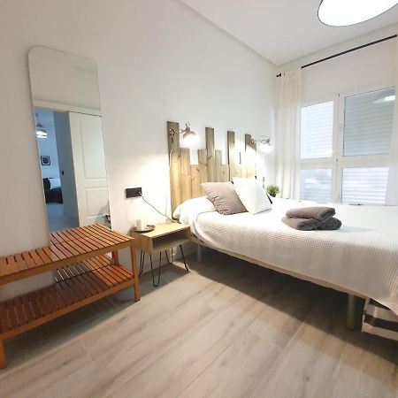 Apartamentos Alamos Малага Екстериор снимка