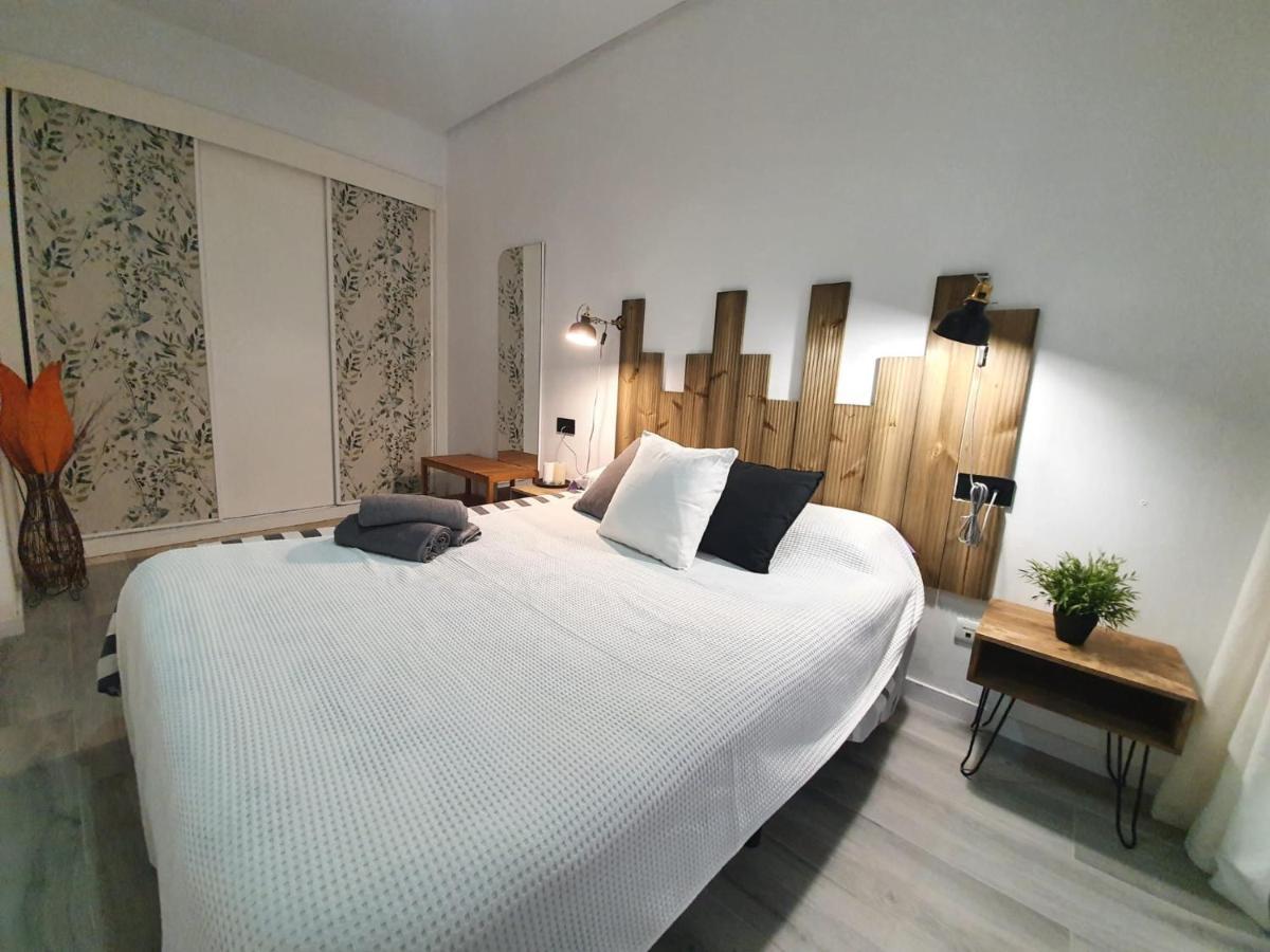 Apartamentos Alamos Малага Екстериор снимка